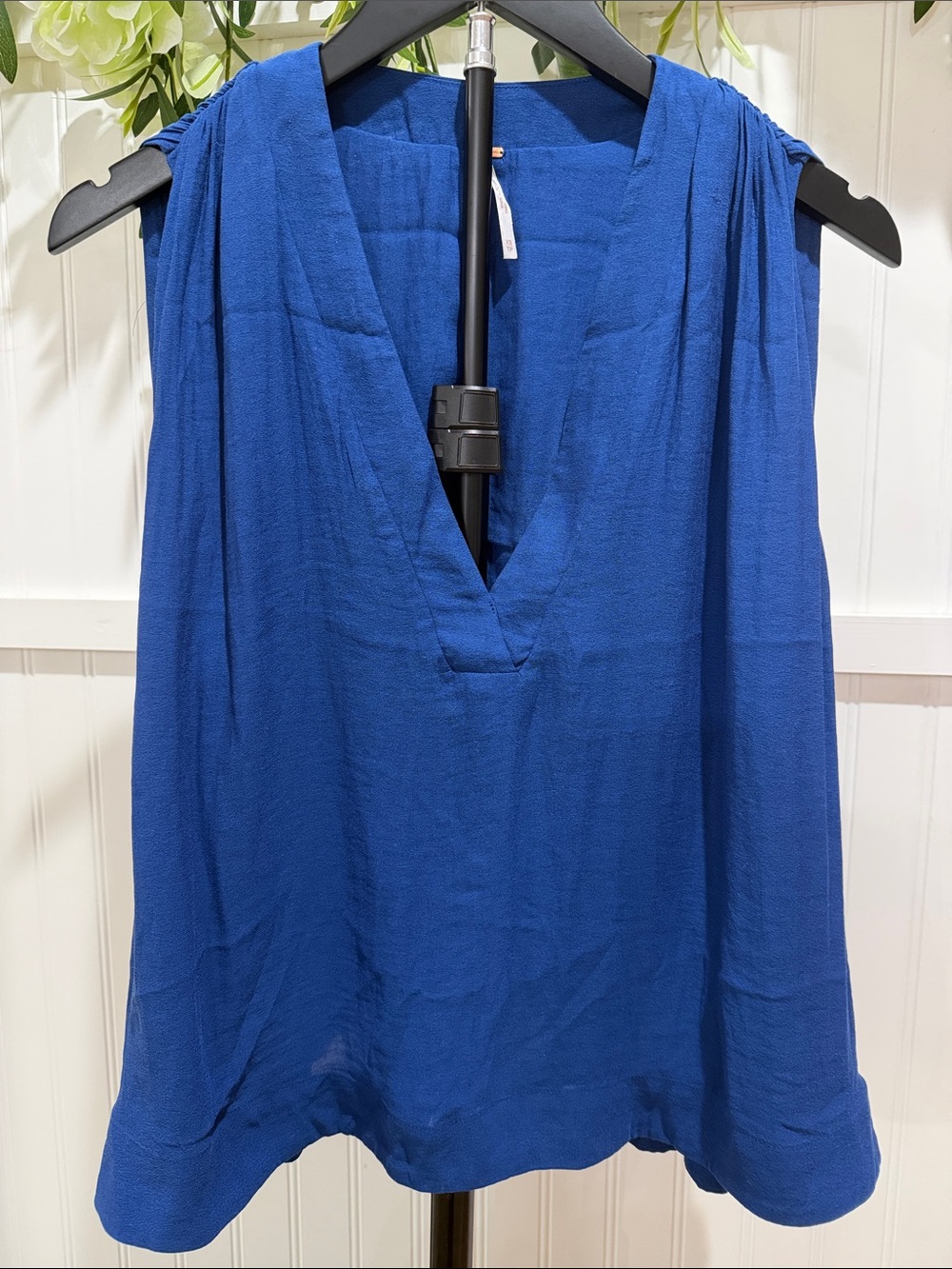#892 FREE PEOPLE Pretty Royal Blue V-Neck Sleeveless Blouse